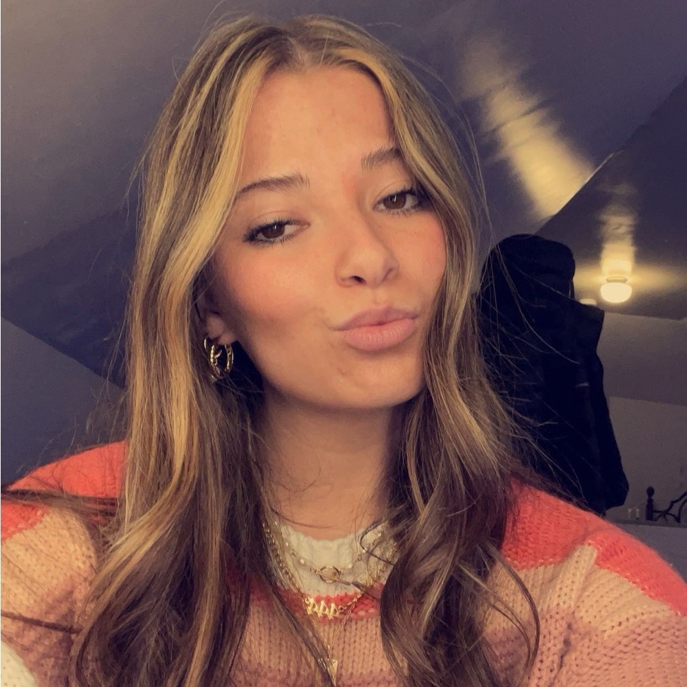 Meet your Posher, Sabrina